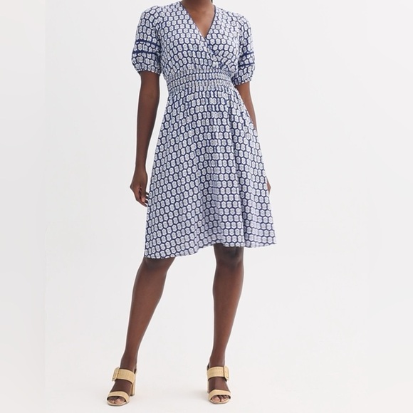 Draper James Dresses & Skirts - Women's Draper James Short Sleeve Smocked Waist Dress Size Large